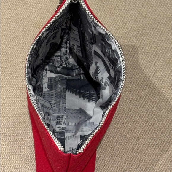 Kiehl's Bold Red Pouch - Picture 8 of 11